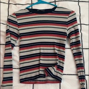 BRANDY MELVILLE- Tight fitting long sleeved shirt